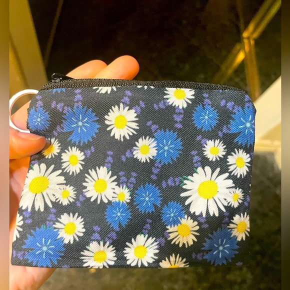 Handbags - Blue Daisy Coin Purse